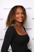 Ashanti Zumofen - Praktikantin Coiffeur  Holzhäusern Zug - Coiffure Ineichen